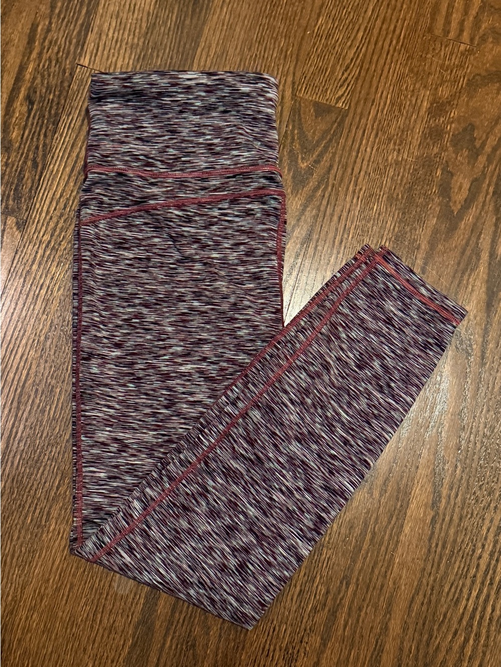 GAP Women’s Marled Performance Leggings in Burgundy and White Size L